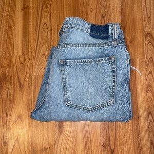 High waisted straight leg Mom Jeans.